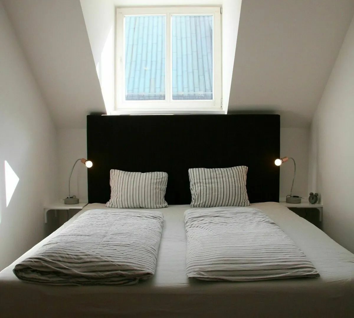 Hotel And Apartments Jacob Brno 3*,